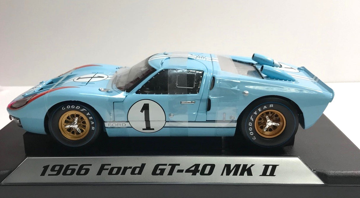 1966 Ford GT-40 MKII 1:18 Diecast