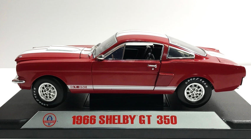 1966 Shelby GT350 1:18 Diecast